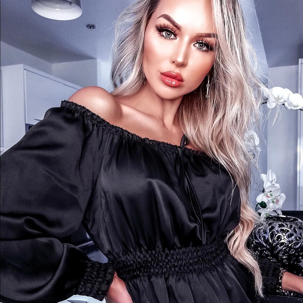 Selena Satin Cropped Top